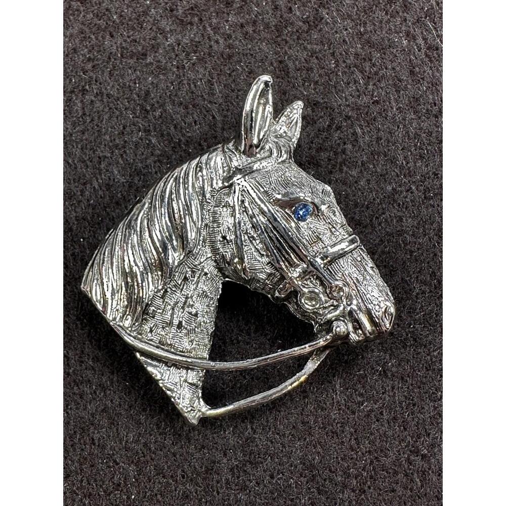 Horses Head Brooch Solid Metal Silver Tone Blue Rhinestone Eye